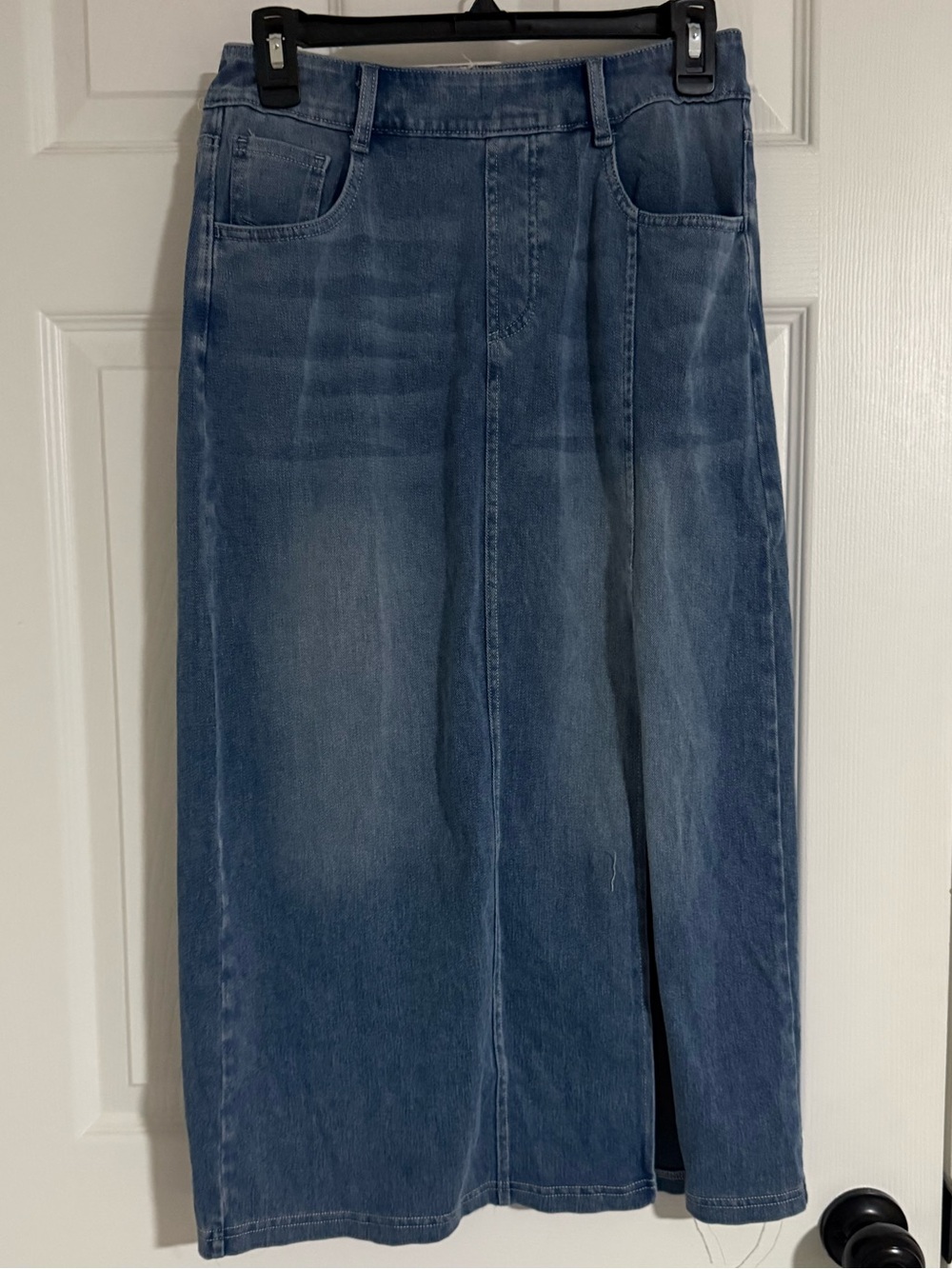 HALARA Blue Denim Midi Skirt with Front Slit